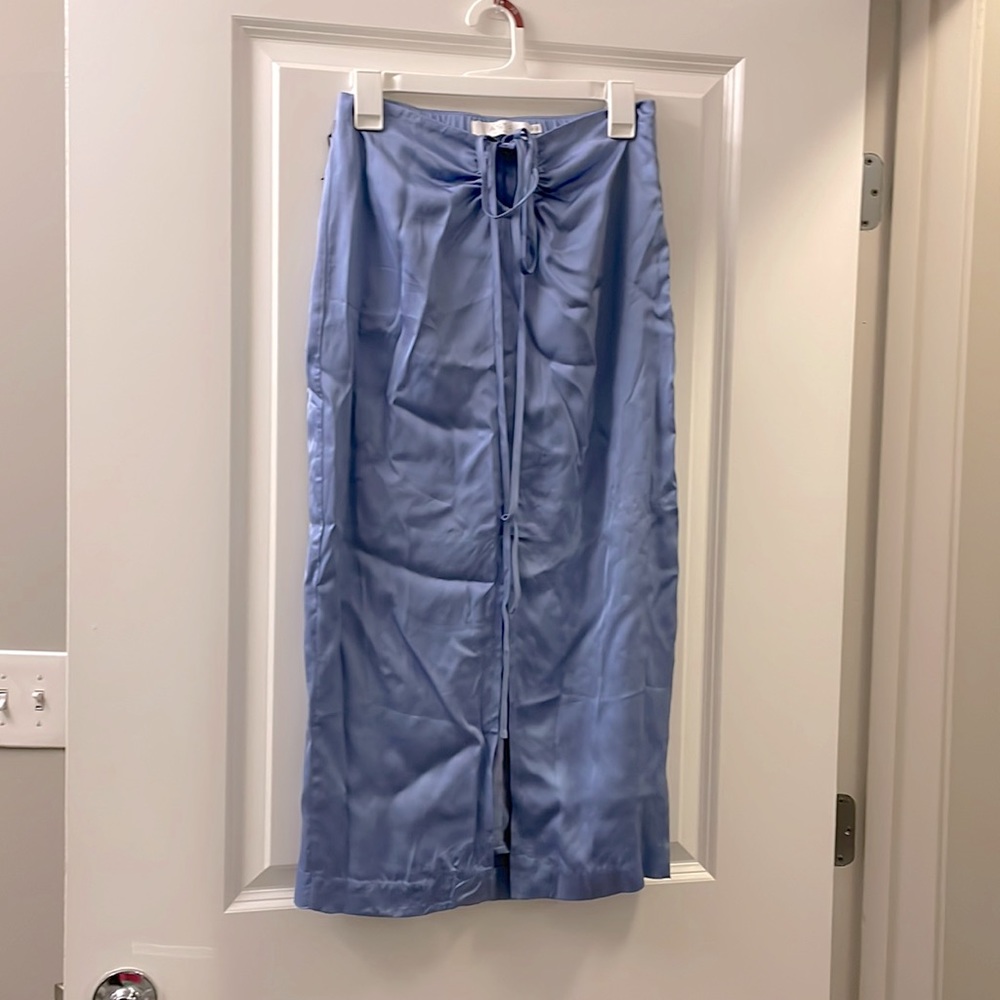 ASTR blue midi skirt, new with tags. Size small.
